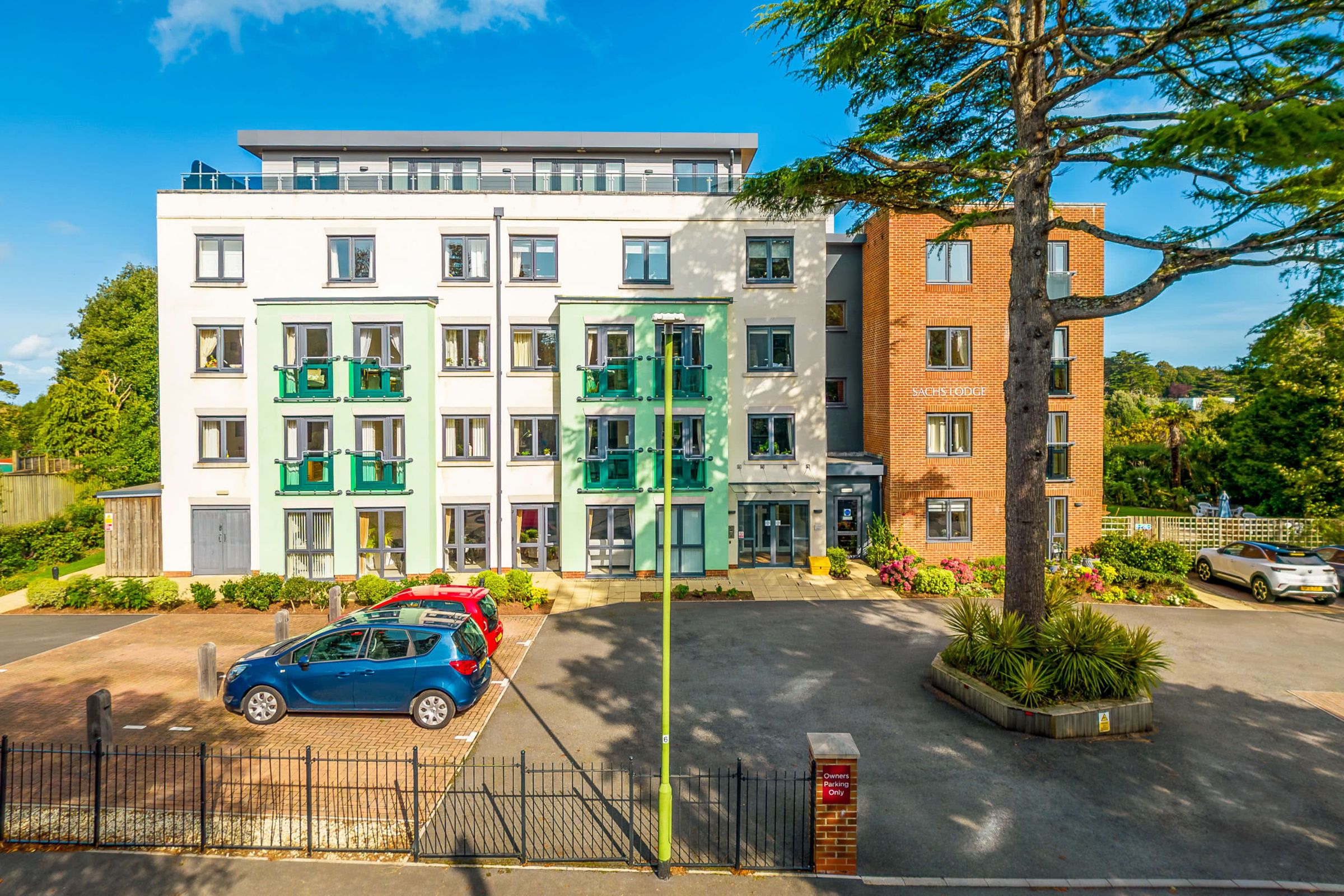 1 Bedroom Retirement Property for Sale