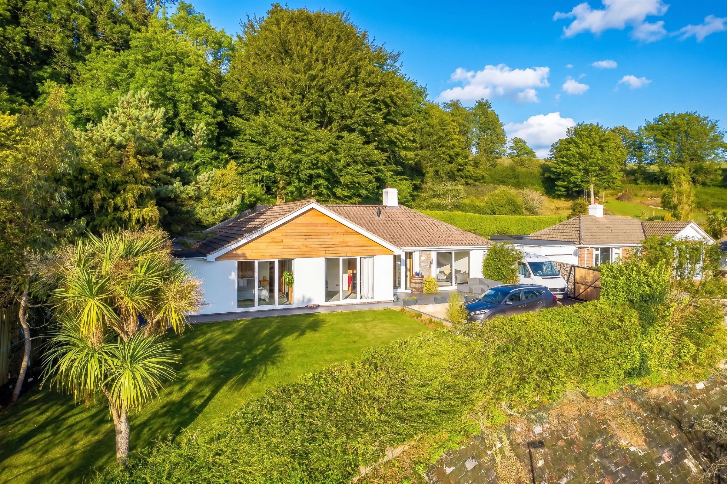 5 Bedroom Detached Bungalow for Sale