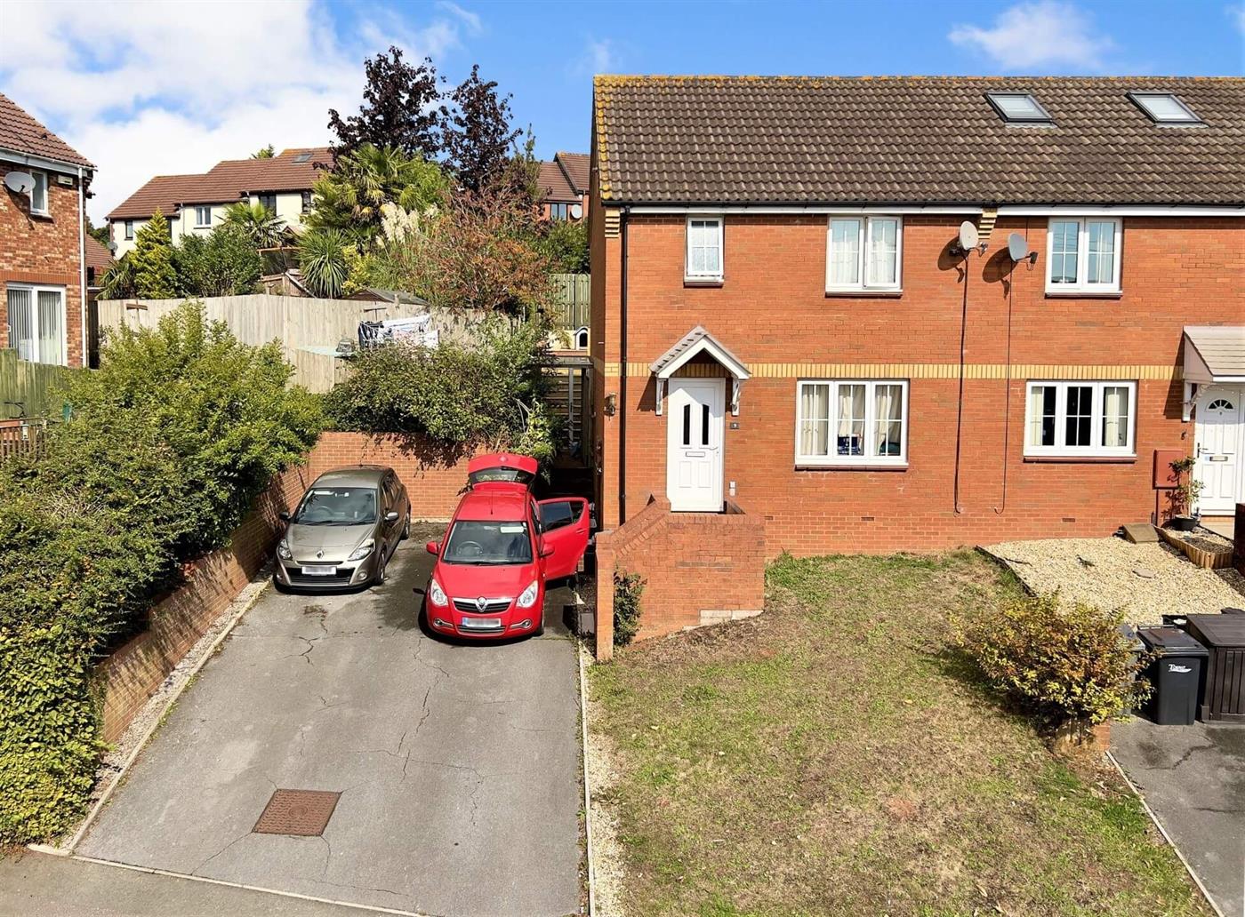 3 Bedroom End of Terrace House to Rent (Let): Kingfisher Close, The Willows, Torquay, TQ2 7TF