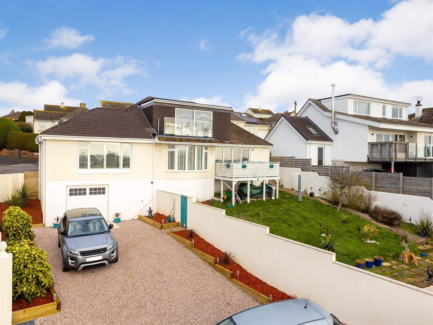 4 Bedroom Detached Bungalow for Sale (Sold): Windmill Gardens, Paignton, TQ3 1BL