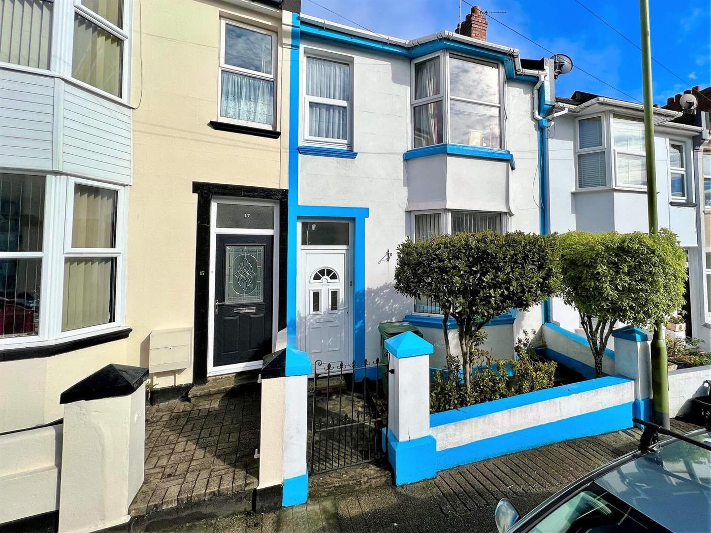 3 Bedroom Terraced House for Sale (Sold): Forest Road, Upton, Torquay, TQ1 4JP
