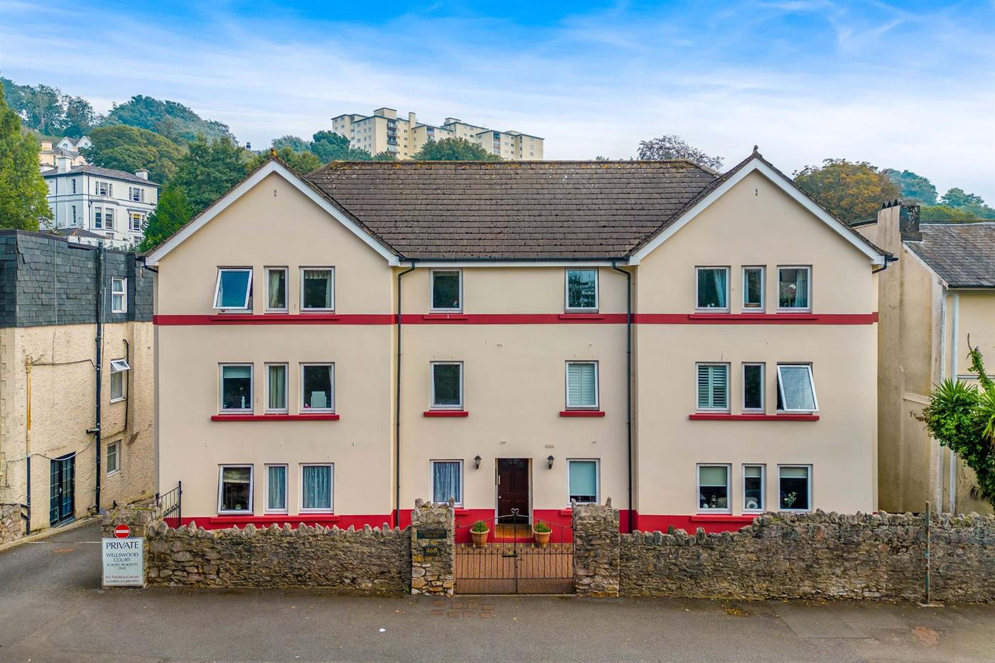 3 Bedroom Apartment for Sale: Wellswood Court,  Babbacombe Road, Torquay, TQ1 1HN