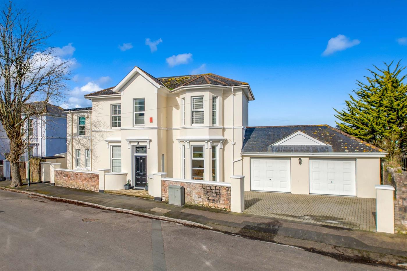 7 Bedroom Detached House for Sale: Springfield, St. Lukes Road North, Torquay, TQ2 5PD